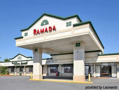 Ramada By Wyndham Baltimore West Екстериор снимка